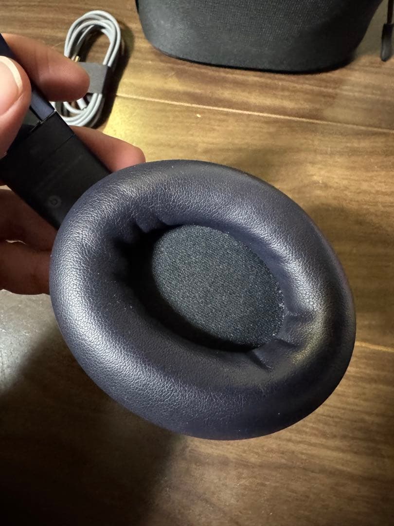 Beats Studio Pro ネイビー