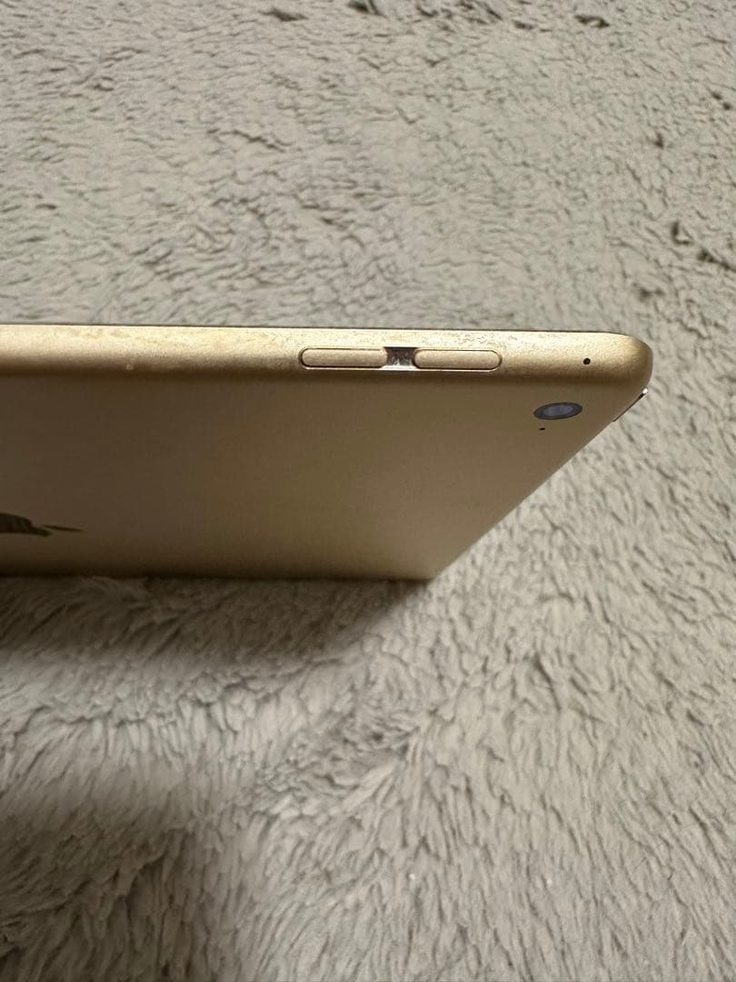 iPad Air2 ゴールド 128GB WiFiモデル