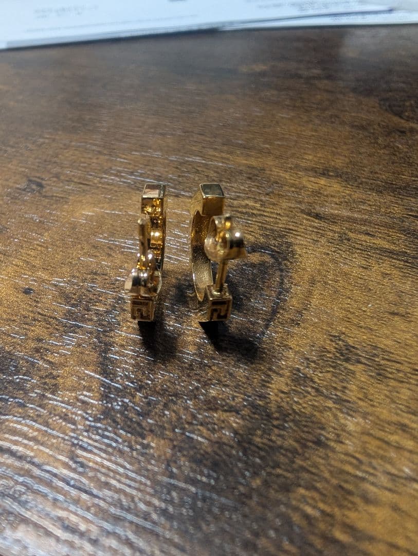 VERSACE ゴールド フープピアス