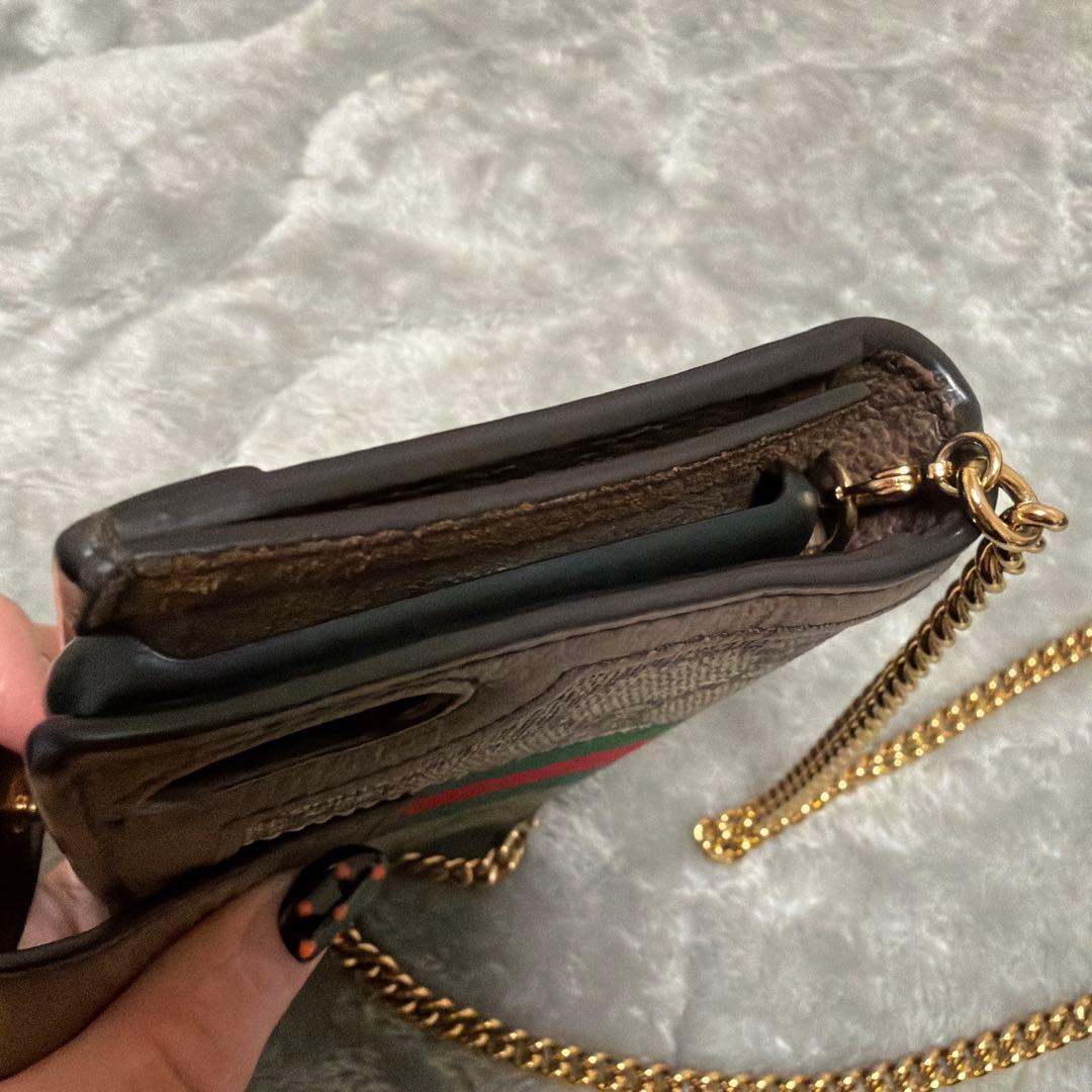 Gucci iPhone ケース SE 7.8 チェーンショルダー 手帳 グッチ