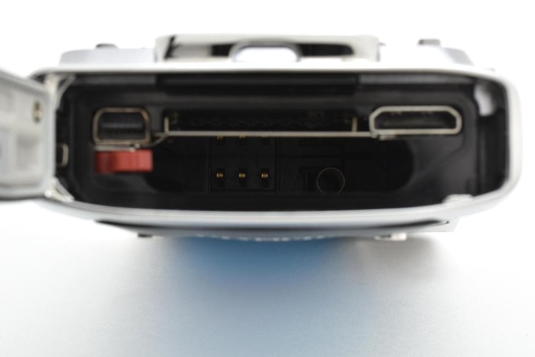 《 美品 》　オリンパス　OLYMPUS μ TOUGH−6020 防水カメラ