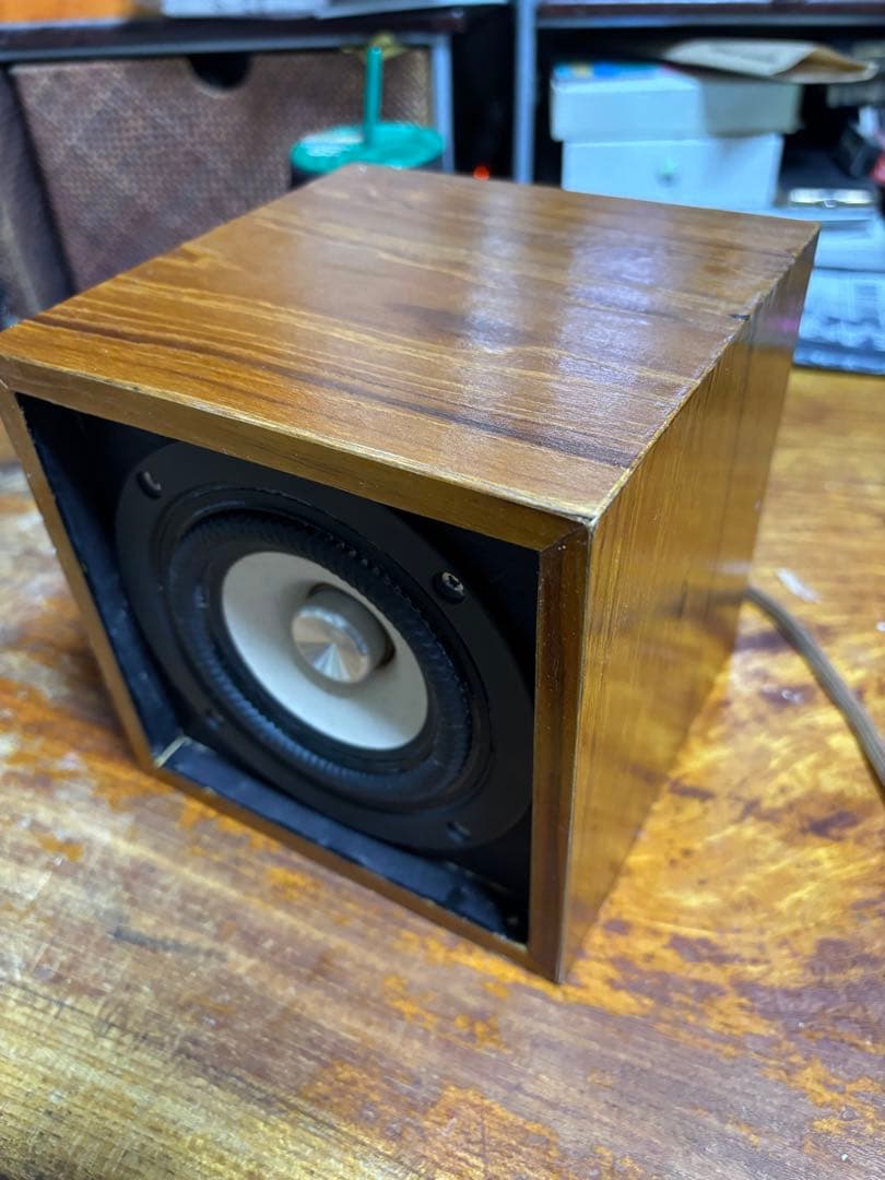 天井取り付けスピーカーフルレンジ10センチ自作スピーカー