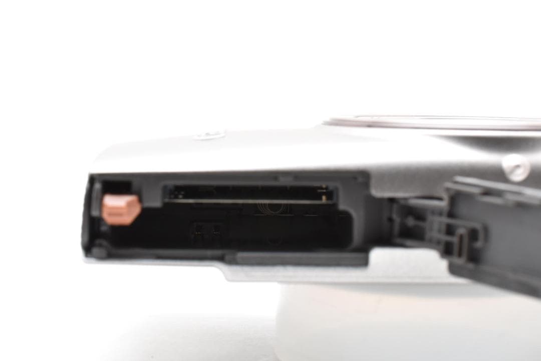 【美品 元箱付き】キャノン Canon IXY650