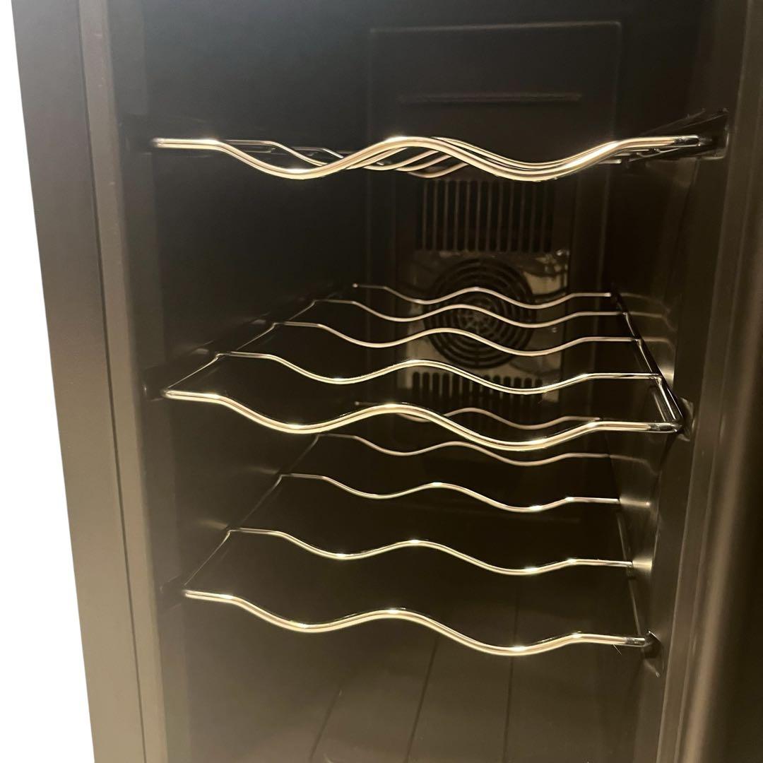 電信柱⭐アイリスオーヤマ ワインセラー‼️PWC-251P-BK 送料無料