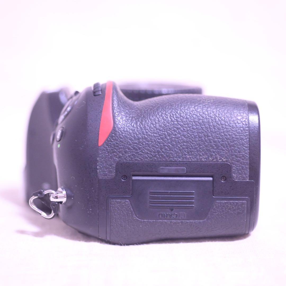 メーカー保証2026年4月まで　D850