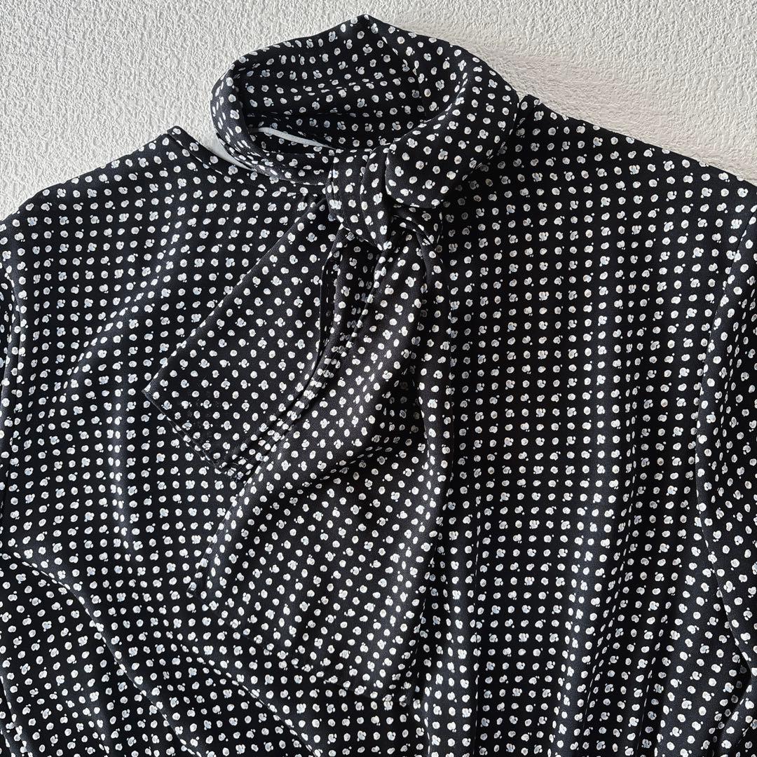 アナイ ANAYI モノトーンプリントフレアワンピース ボウタイ付き 長袖