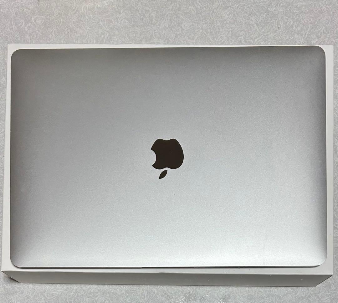 MacBook本体 MacBook Air 13 2020 256GB