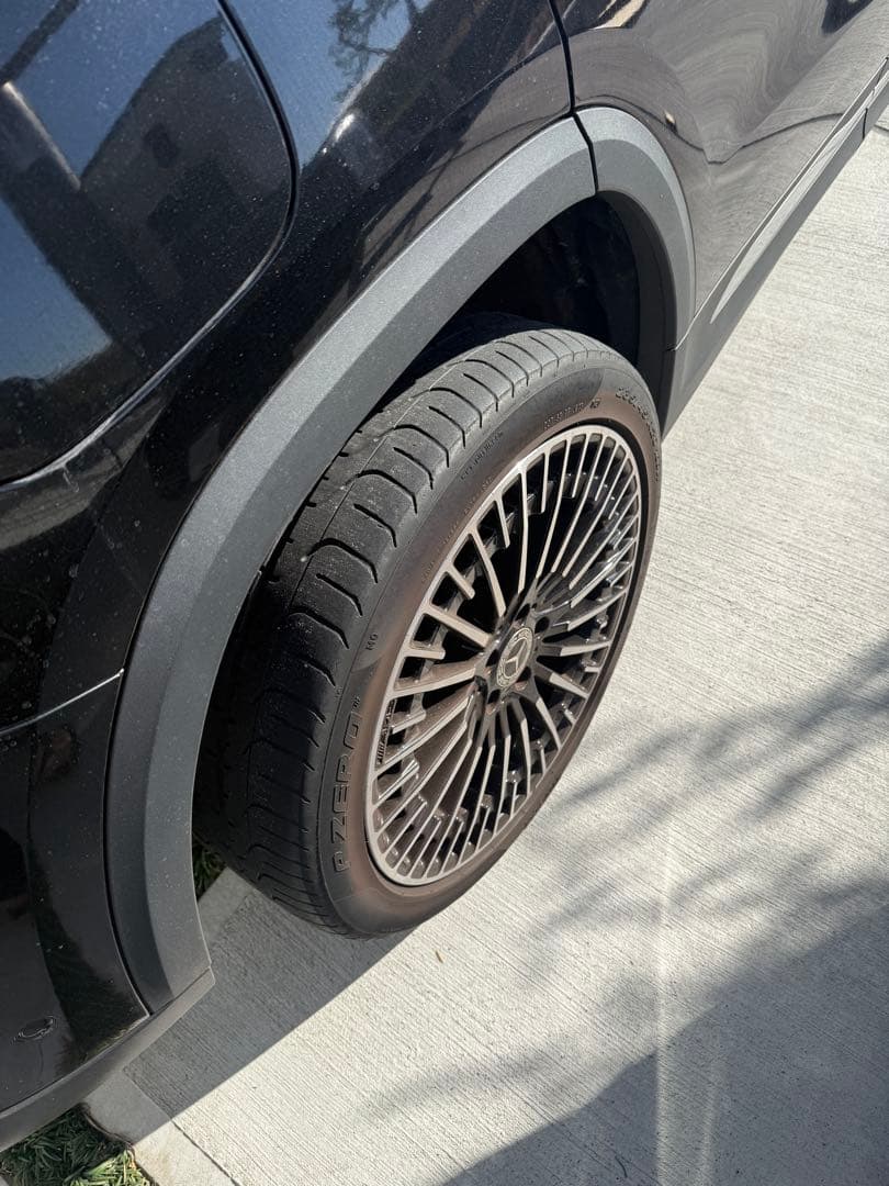 メルセデス・ベンツ ピレリMOタイヤ4本 235/45R20