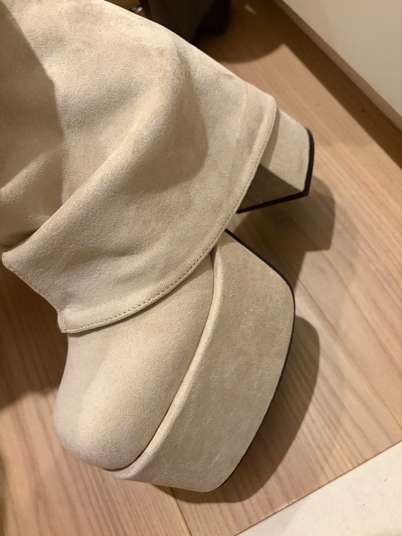 emodaロングブーツMサイズ