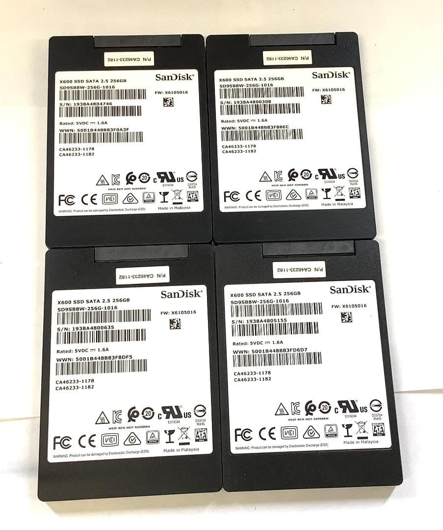 ③-W980-SanDisk SATA 256GB SSD 2.5 4点