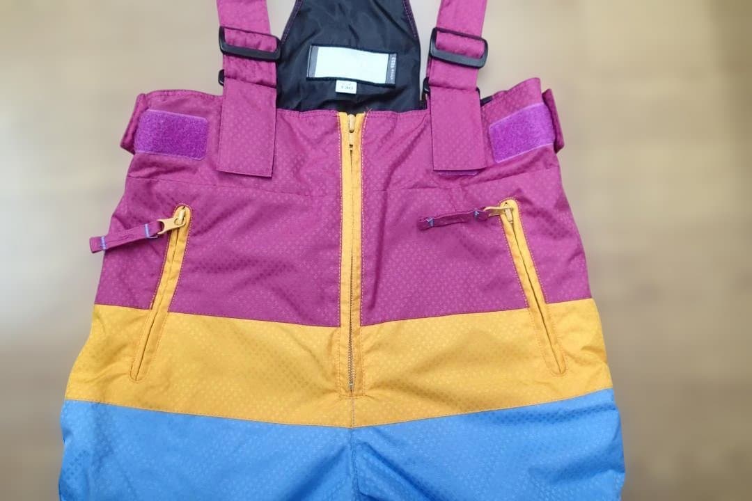 phenix 雪の結晶柄 スキーウェア上下セット　130