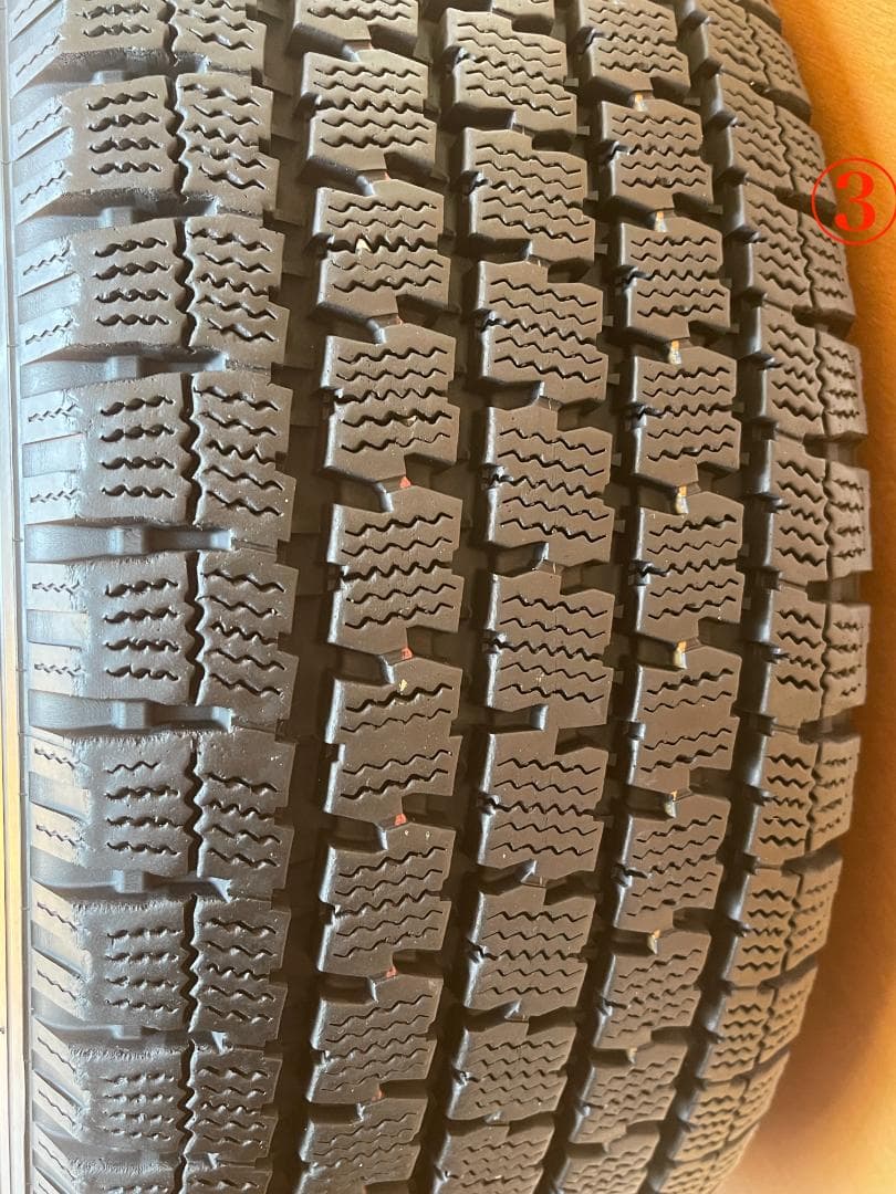 galetteさん専用 グランエース ホイール＆スタッドレスタイヤ4本セット中古