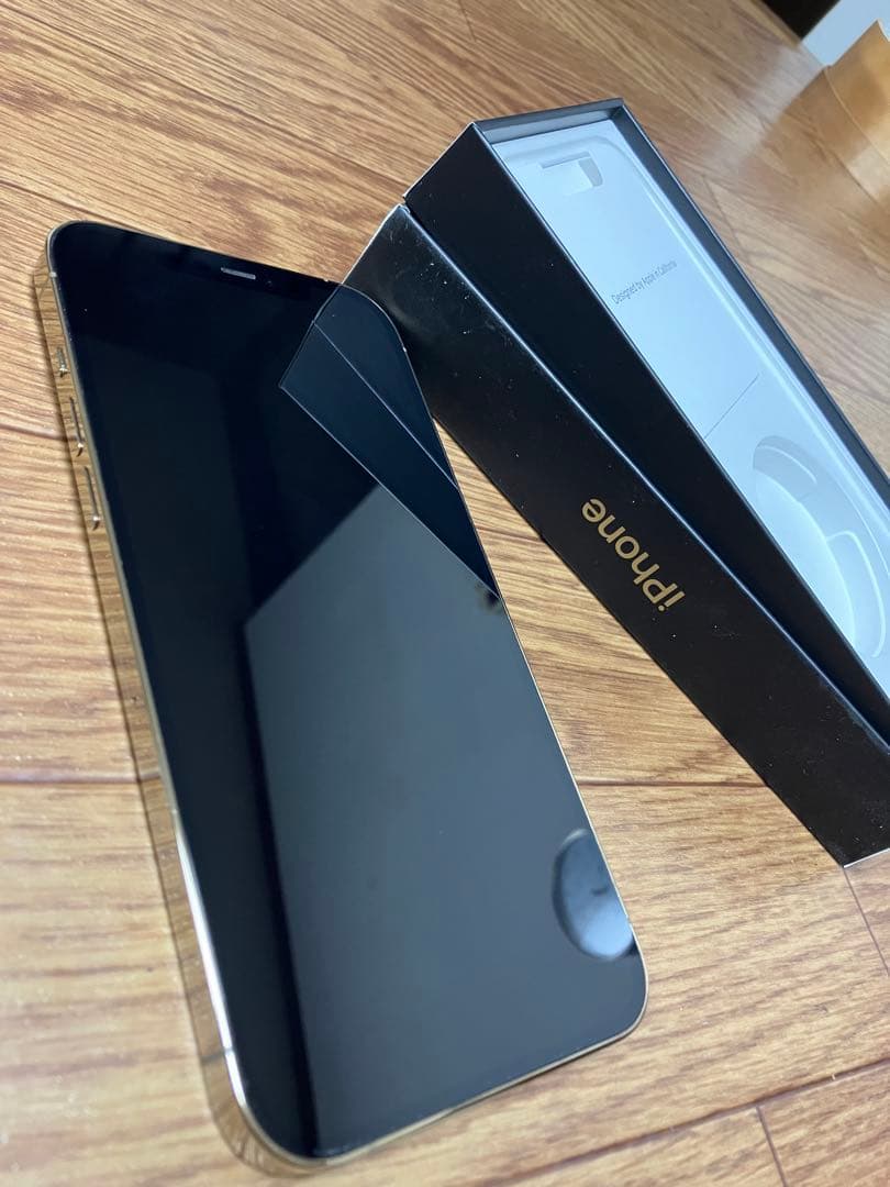 【むん様】iPhone 12 ProMax 512GB ゴールド SIMフリー