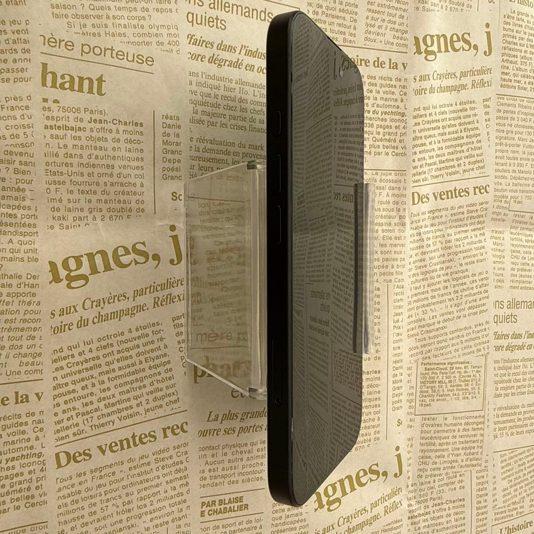 【極美品】iPhone 16 128GB ブラック SIMフリー 美品