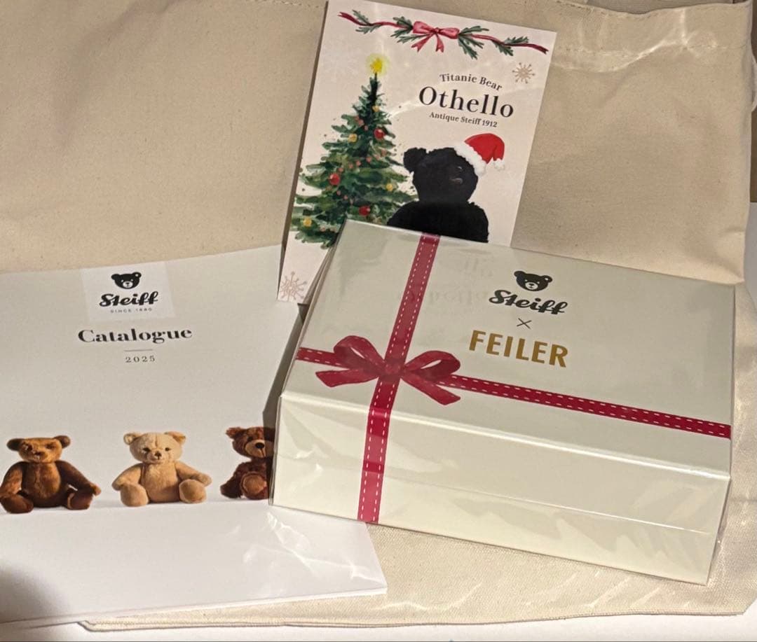 日本橋三越　FEILER　ハンカチ　steiff　テディベア　キーホルダー