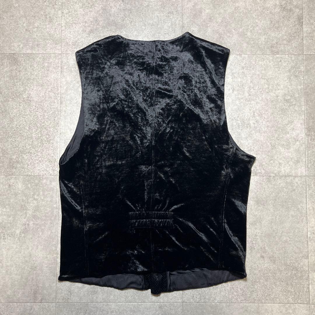 ジョルジオアルマーニGIRGIOARMANIベルベットジレ ベスト黒｜高級感あり