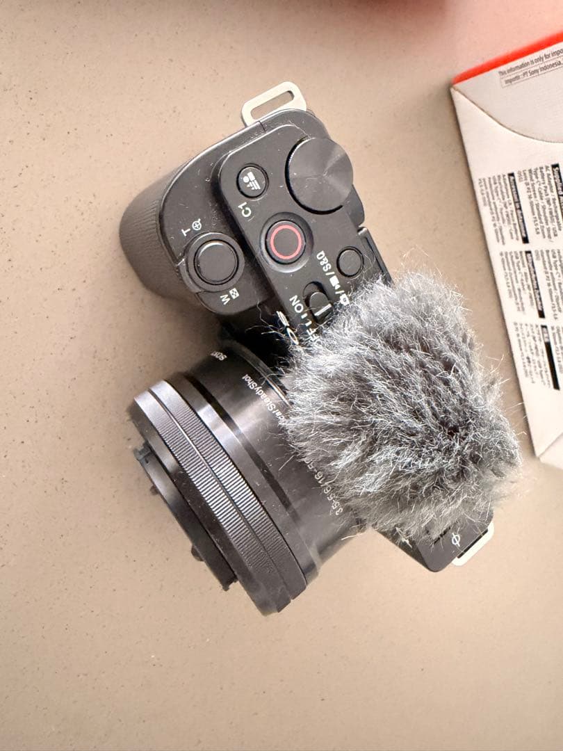 SONY ZV-E10 デジタルカメラ＆手持ちGP-VPT2BT