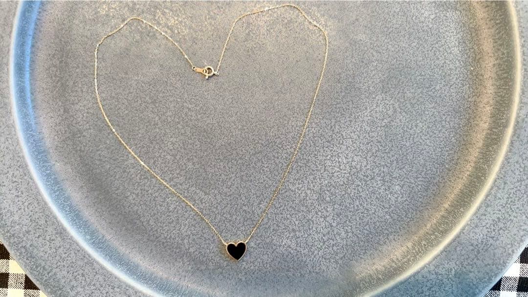 こりんビジュードM リバーシブルネックレス黒ハート