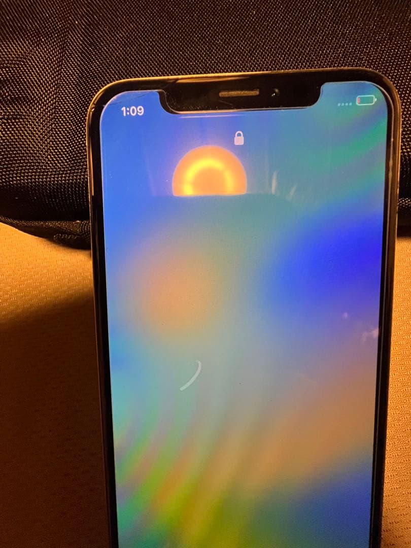 Apple iPhone X ホワイト 5.8インチ 本体