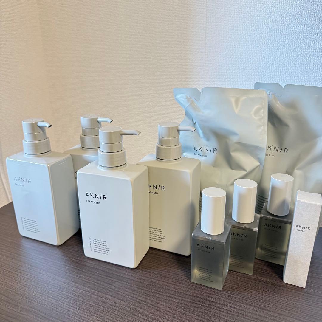 【アクニー】シャンプー・トリートメント・エッセンスセット！