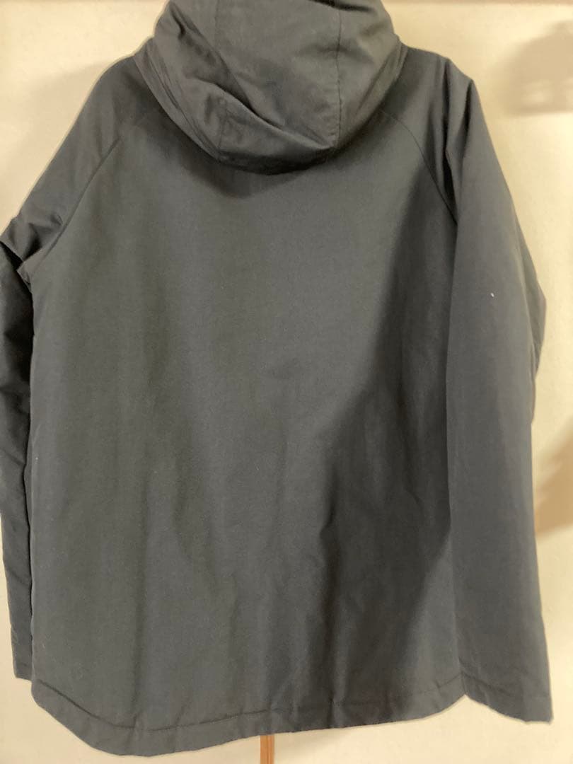 美品Patagonia ボーイズ XXL インサレーテッド イスマス ジャケット