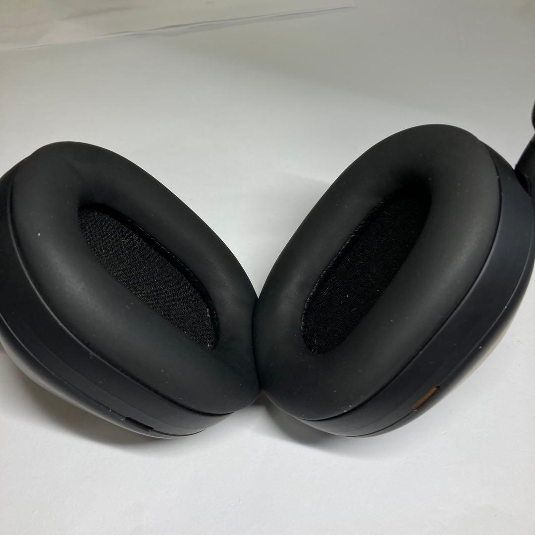 SONY/ソニー　WH-1000XM5 ワイヤレスヘッドホン ブラック　B744