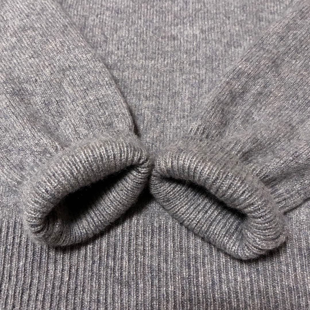 セール 極上の逸品 希少 エポカウォモ セーブル カシミヤ Vネックセーター