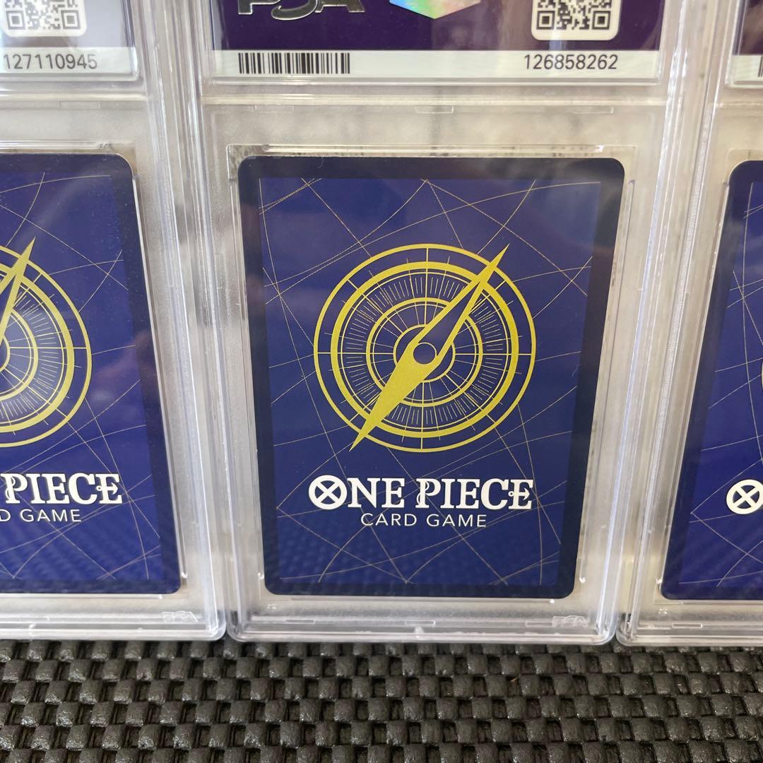 ONE PIECE レッドスーパーパラレル　コミパラ　ルフィ　サボ　エース鑑賞用