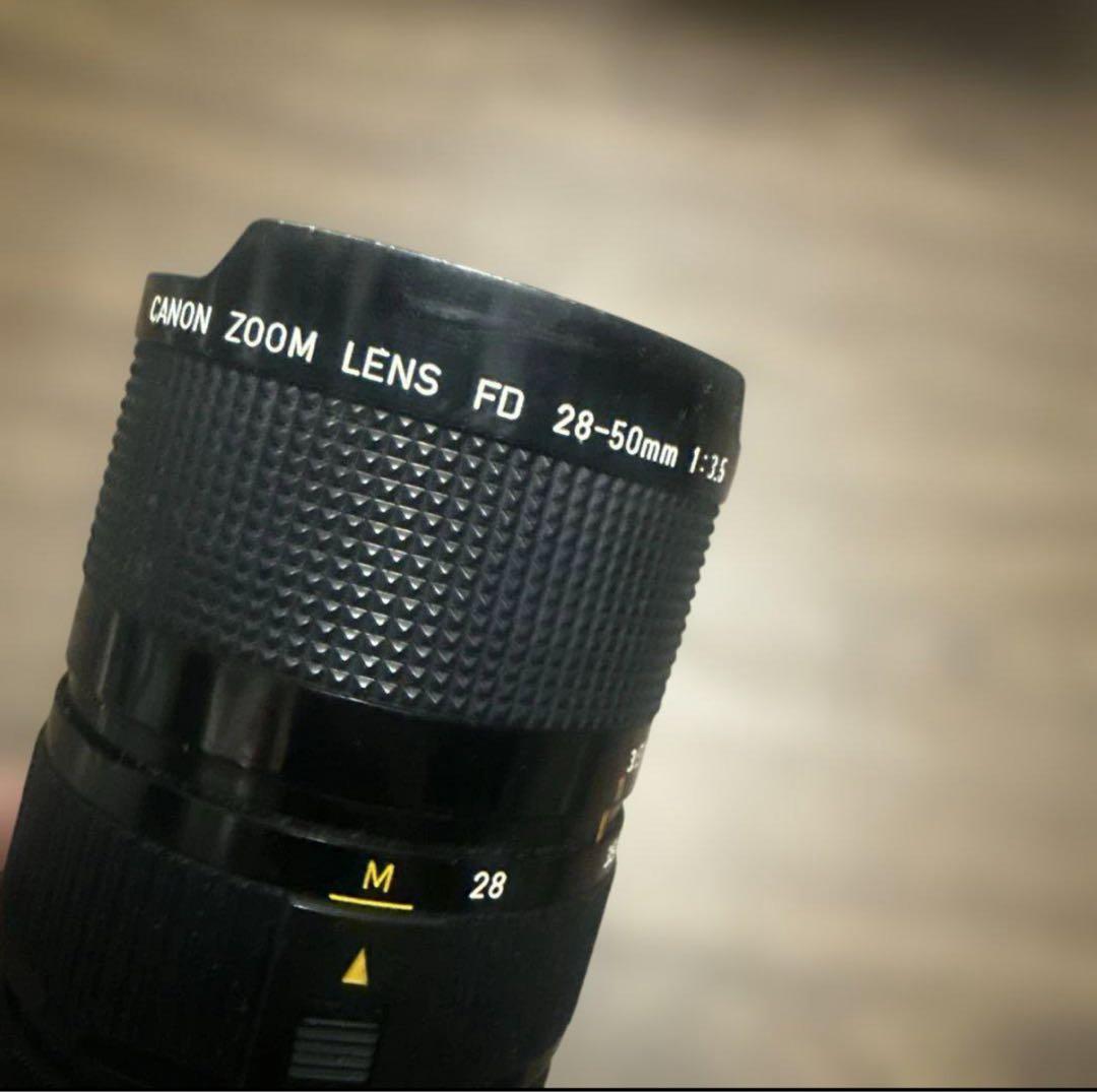 アルミ製カメラケース、カメラ、レンズ、その他装着品セット