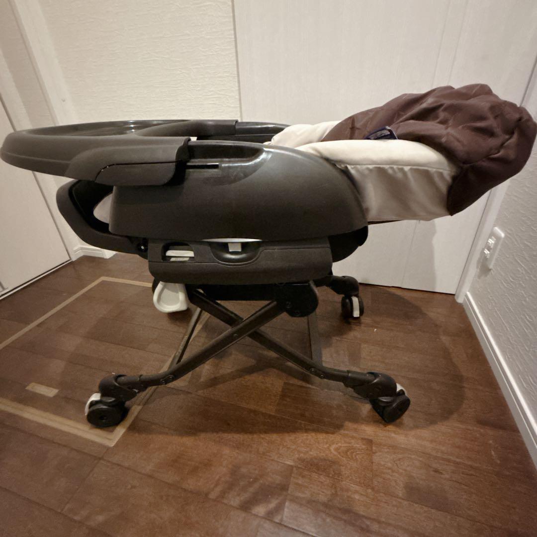 Combi ネムリラ AT BEDi 電動　コンビ スイングチェア　エアウィーヴ