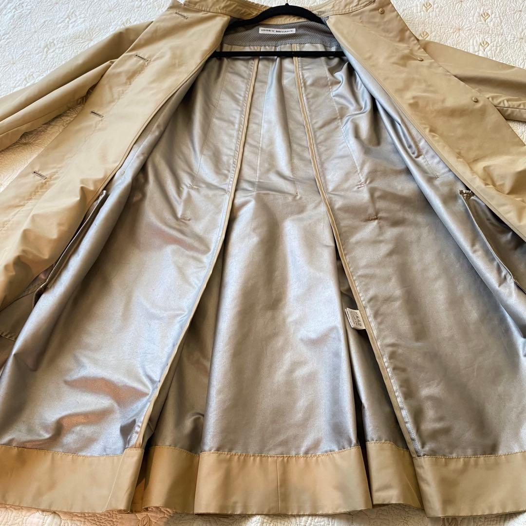 【美品】ISSEY MIYAKE イッセイミヤケ 変形トレンチコート サイズM