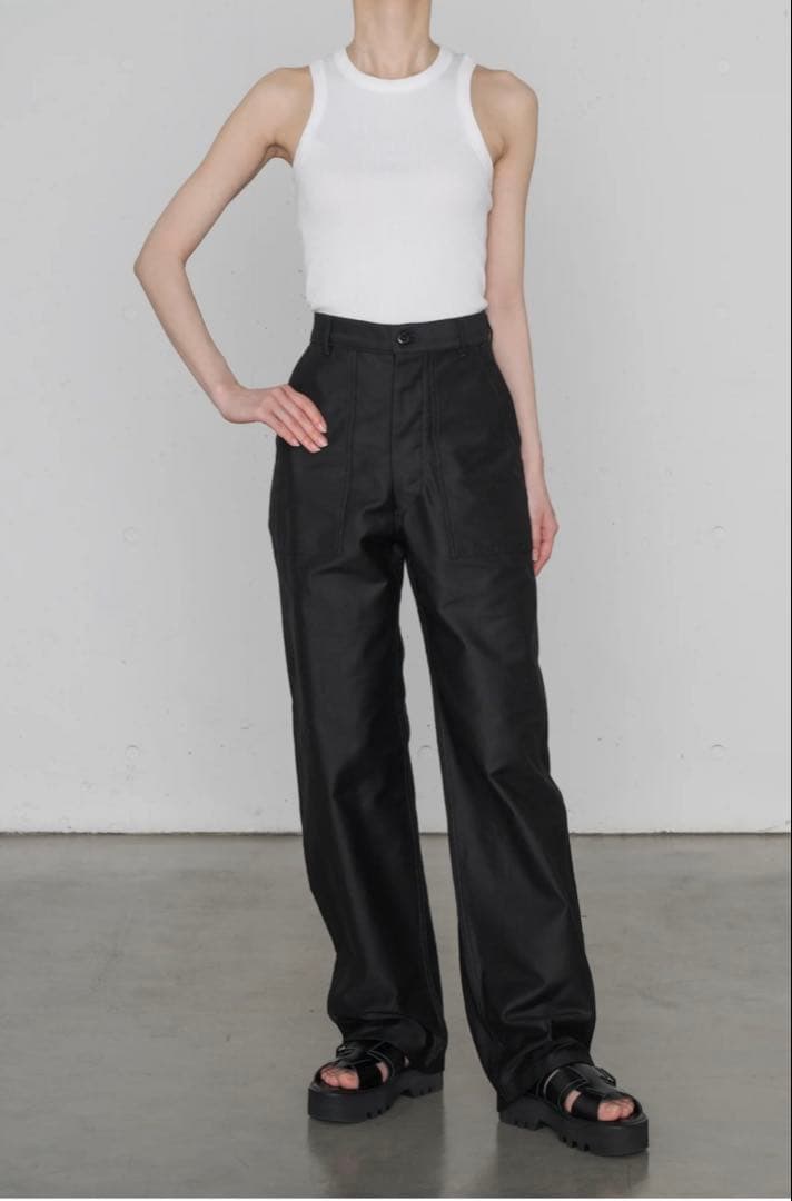 お*お様 Hyke ハイク BACK SATIN BAKER PANTS ネイビ