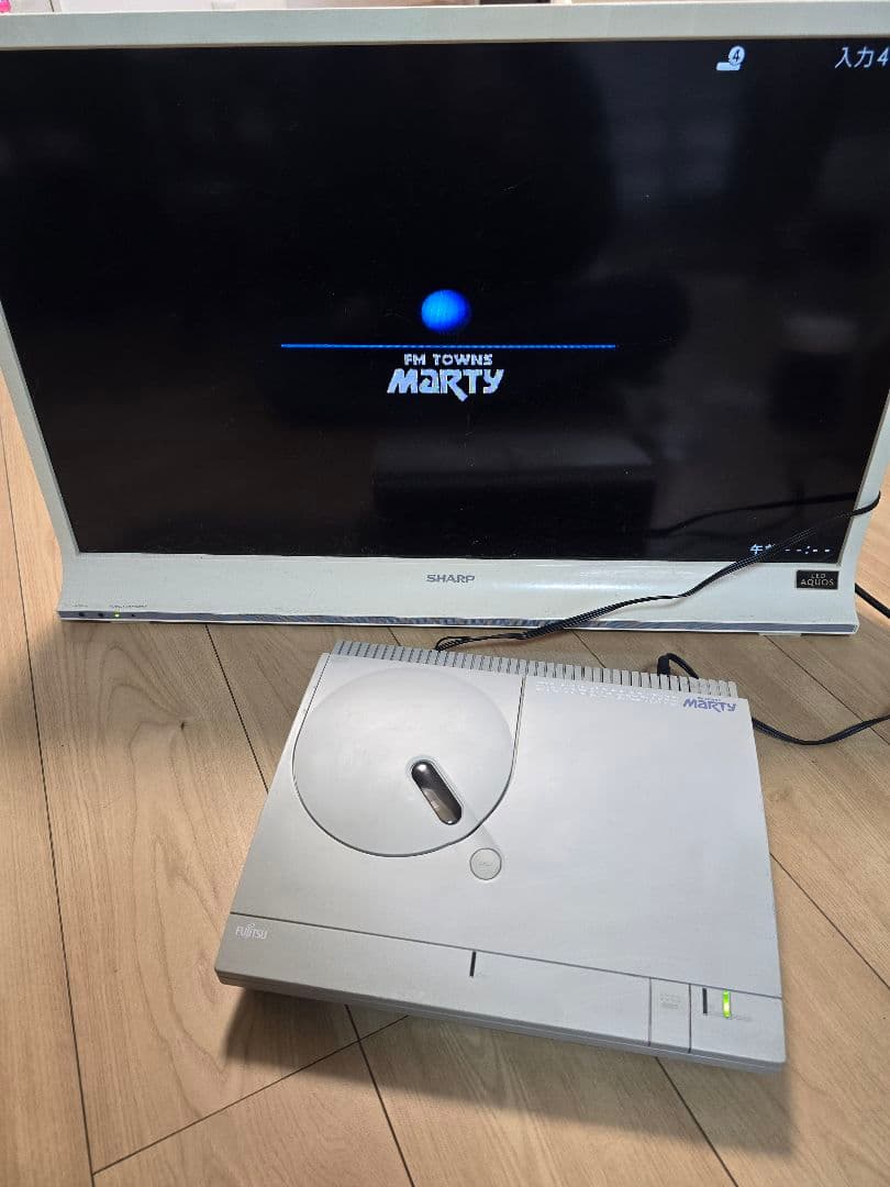 富士通FM TOWNS MARTY 本体