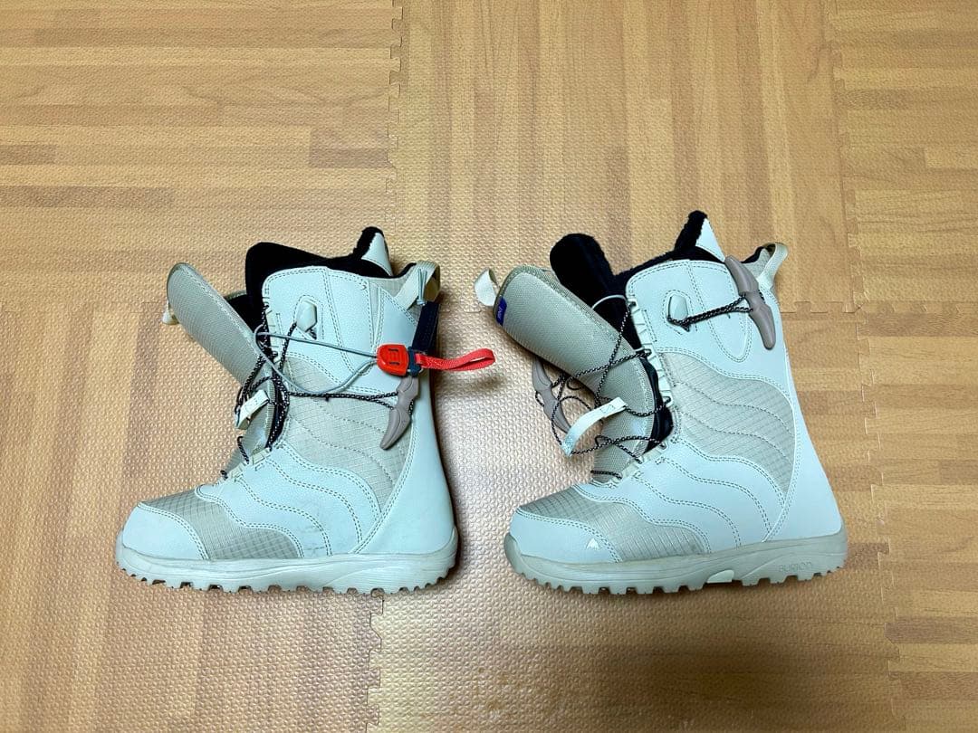 BURTON MINT ブーツ 23cm【白】