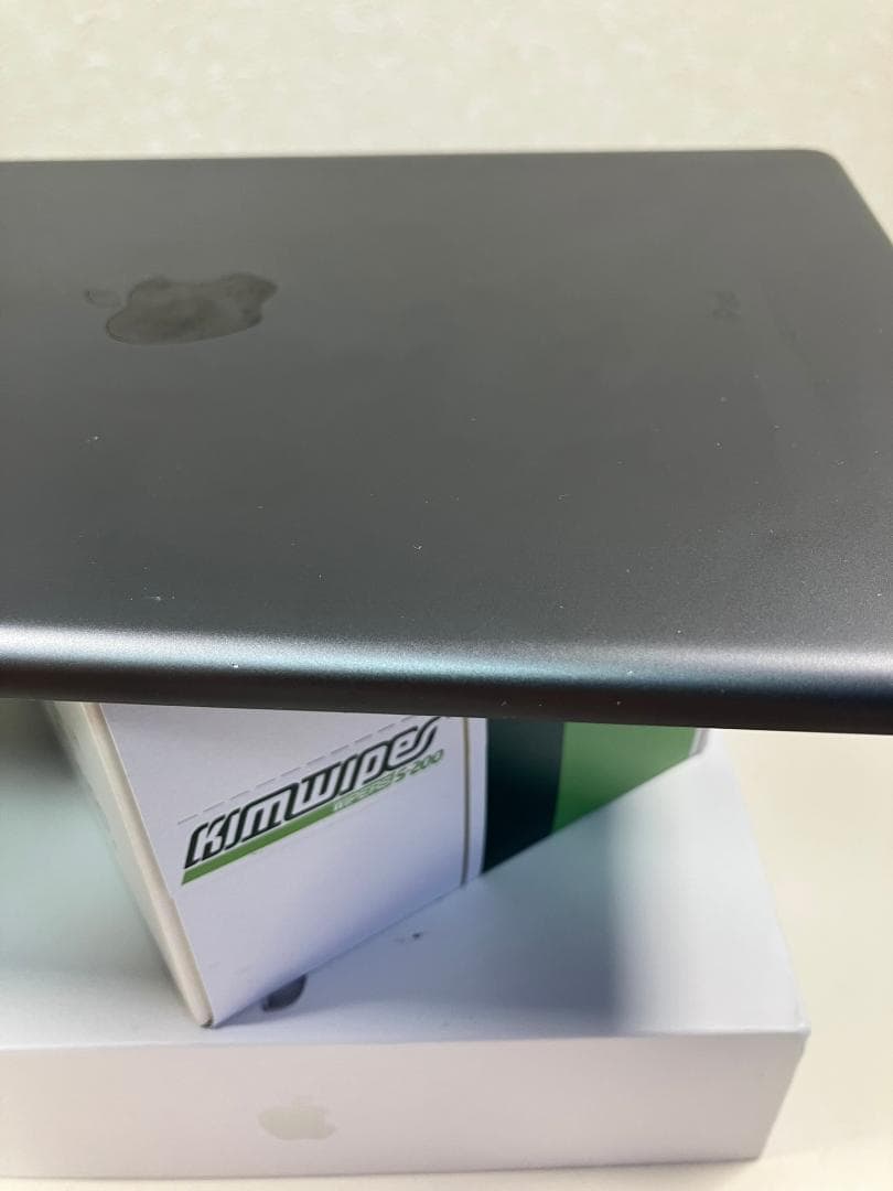 iPad 第8世代　32GB グレー　Wi-Fiモデル　カバーガラス付