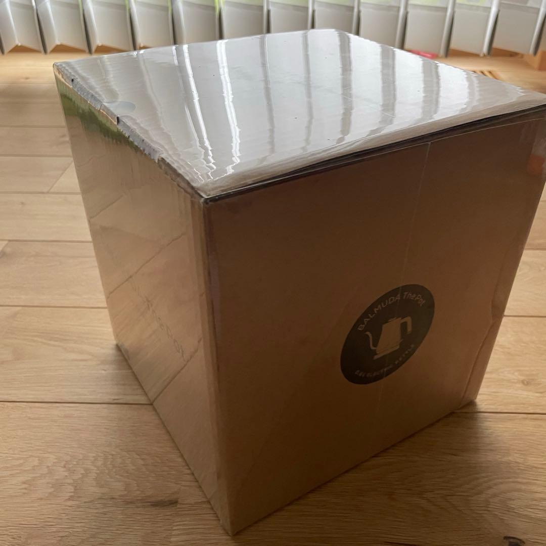 【本日限定値下げ】バルミューダ　ケトル　新品未開封　KPT01JP ブラック