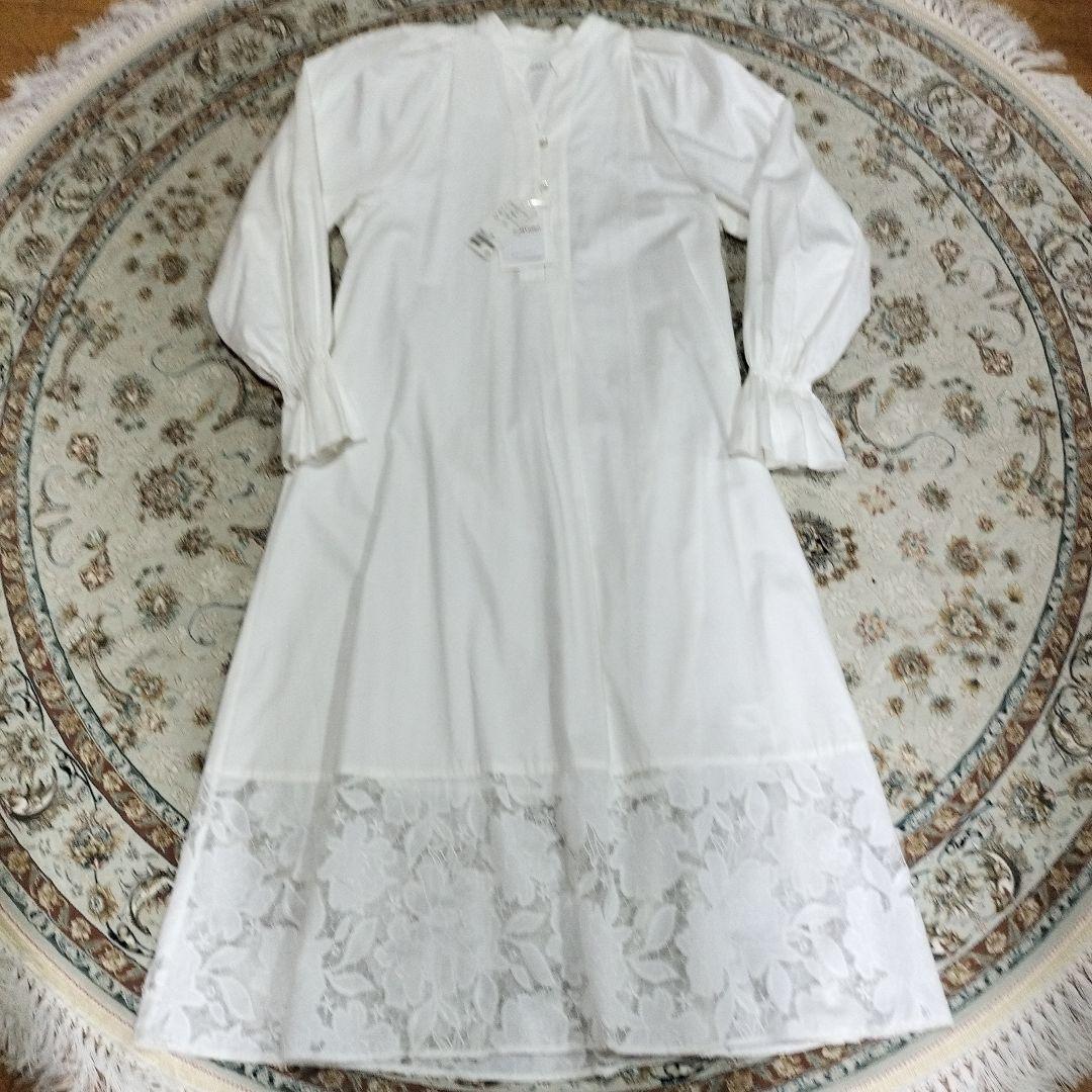 あや2121 ELIN ホワイト長袖ワンピース アドーアVネックセーター