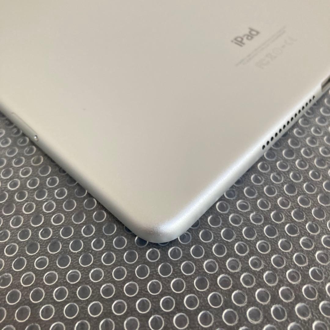 3820【早い者勝ち】美品☆電池最良好☆iPadAir2第2世代32GBドコモ☆