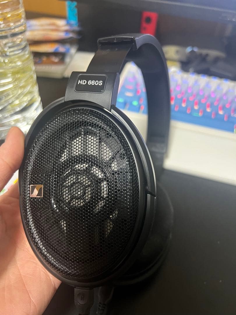 d*6様 SENNHEISER　HD660S 箱・備品あり、パット交換済み