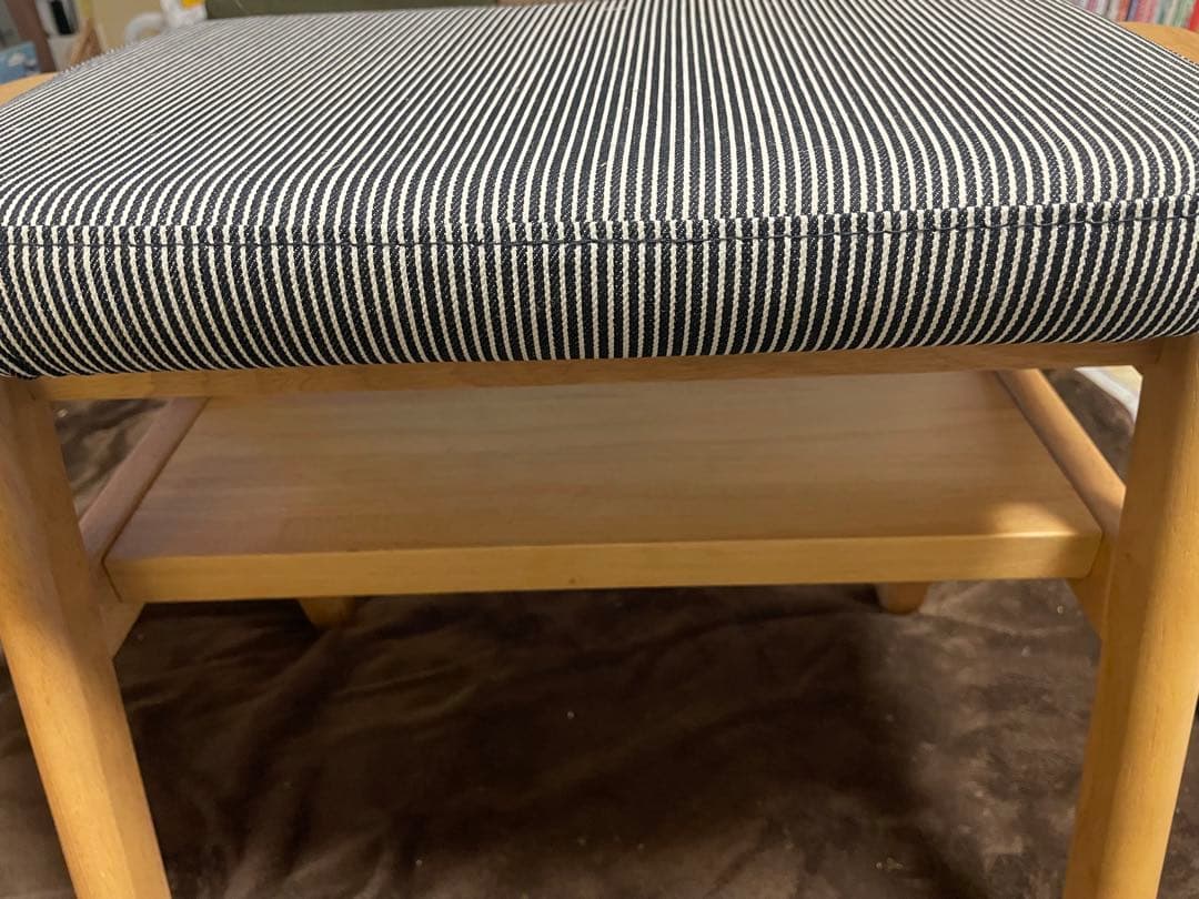 無印良品　残反を使ったスタッキングスツール　ヒッコリー