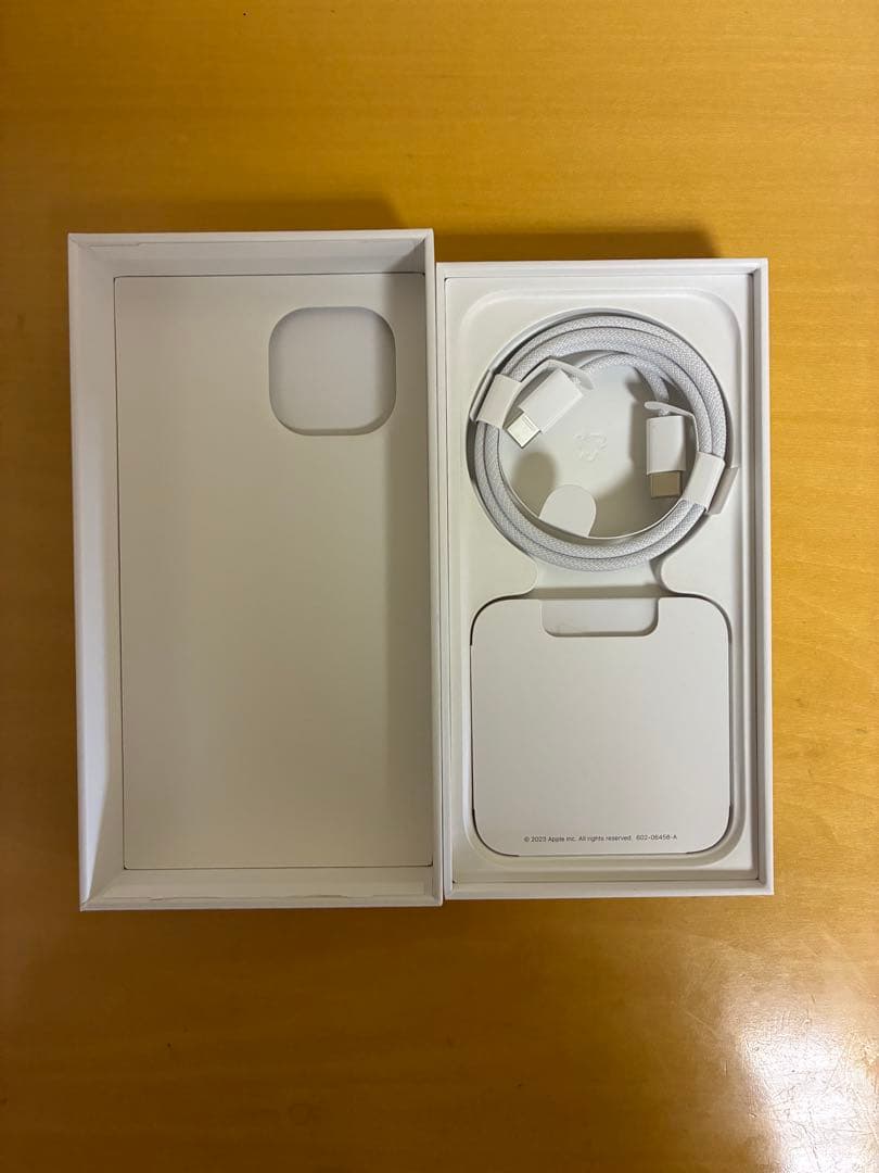 iPhone 15 （バッテリー99%）