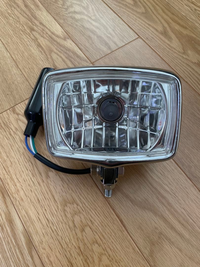 チェブラーシュカまとめ売りHA02スーパーカブ 90用に集めたバイクパーツ