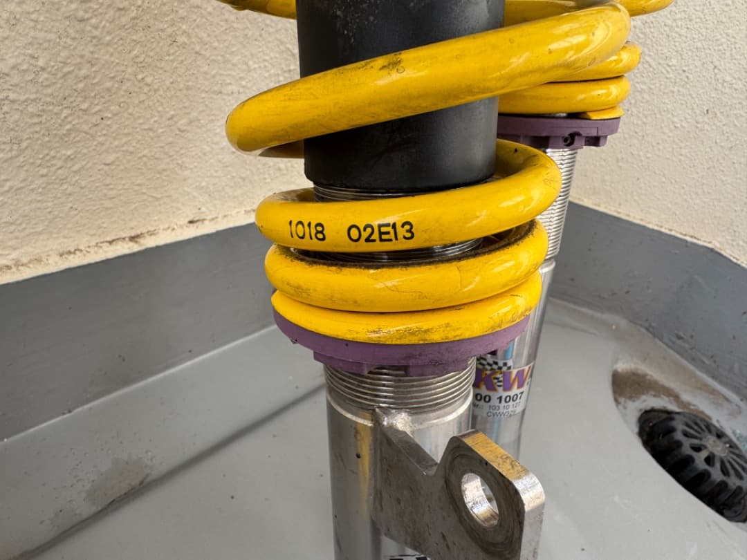 専用 GOLF V/VI KW ゴルフ 5/6 カーヴェー 車高調