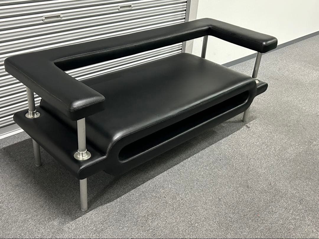 E&Y マガジンソファ 本革レザー　ブラック　マイケルヤング　2.5人掛けソファ