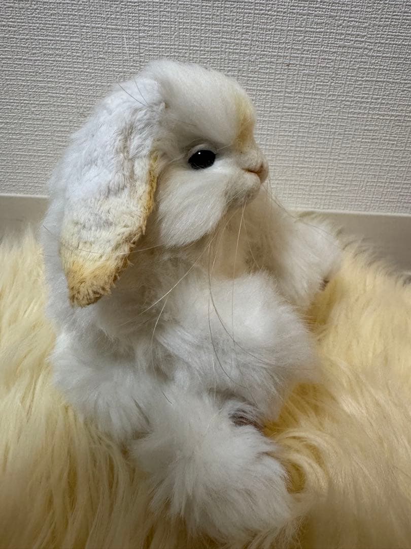 【最終価格】海外作家様作　アートドール　帽子を被ったうさぎ