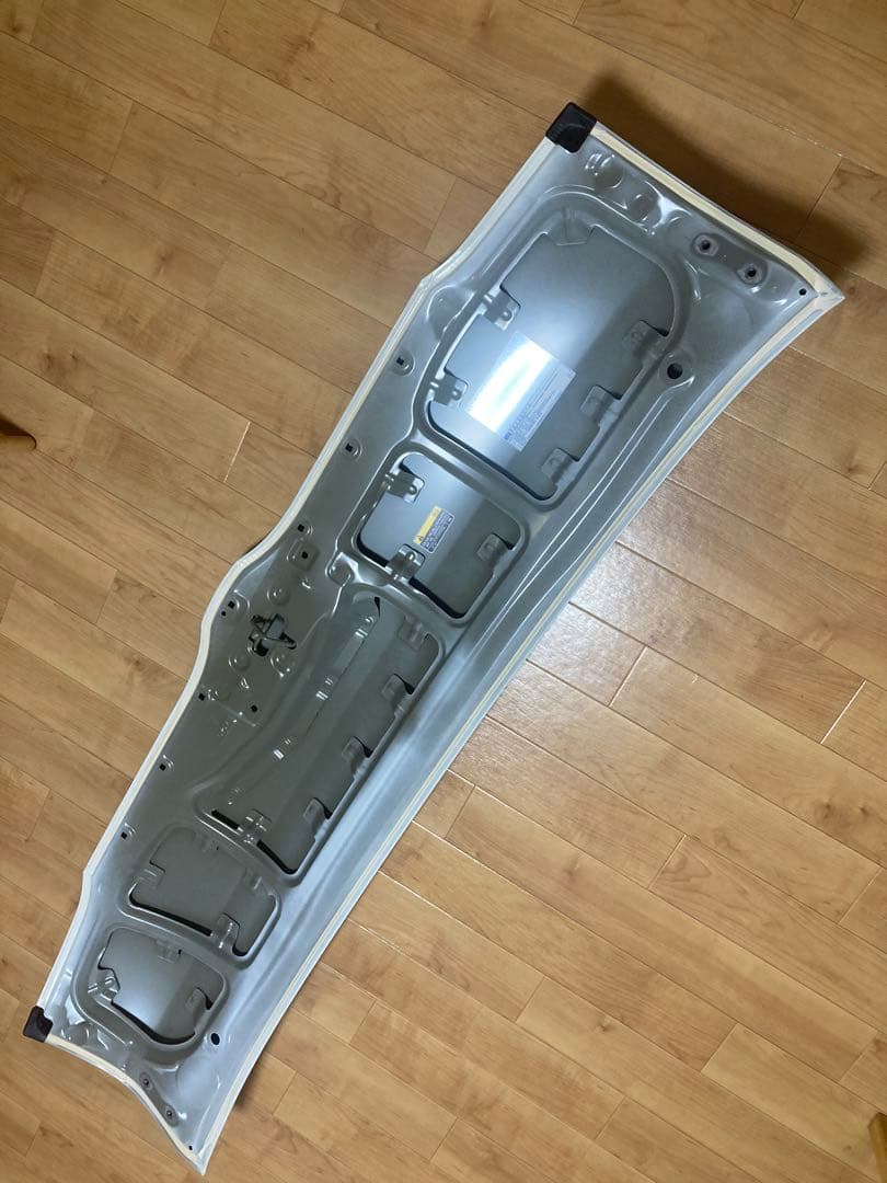 ハイエース　純正　ボンネット　手渡しのみ