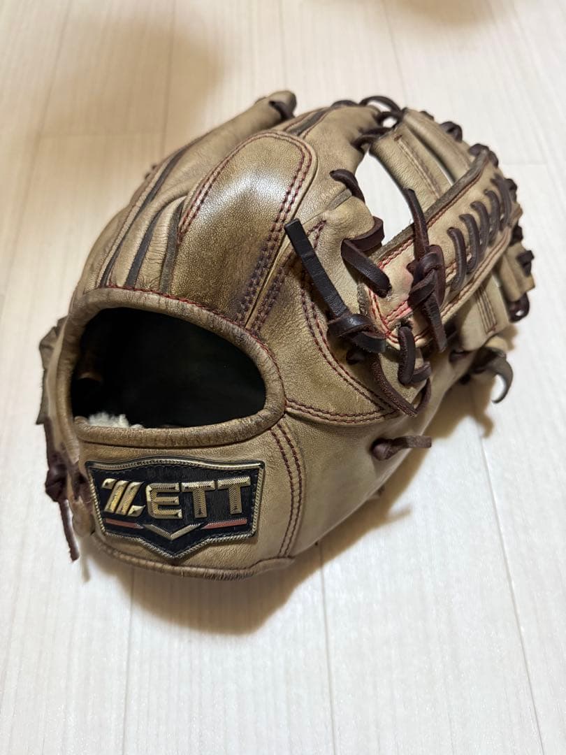 匿名発送　　プロステイタス硬式内野手用グローブ