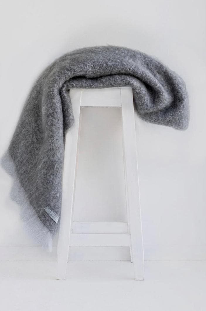 【新品】モヘア100%膝掛け　ニュージーランドmade