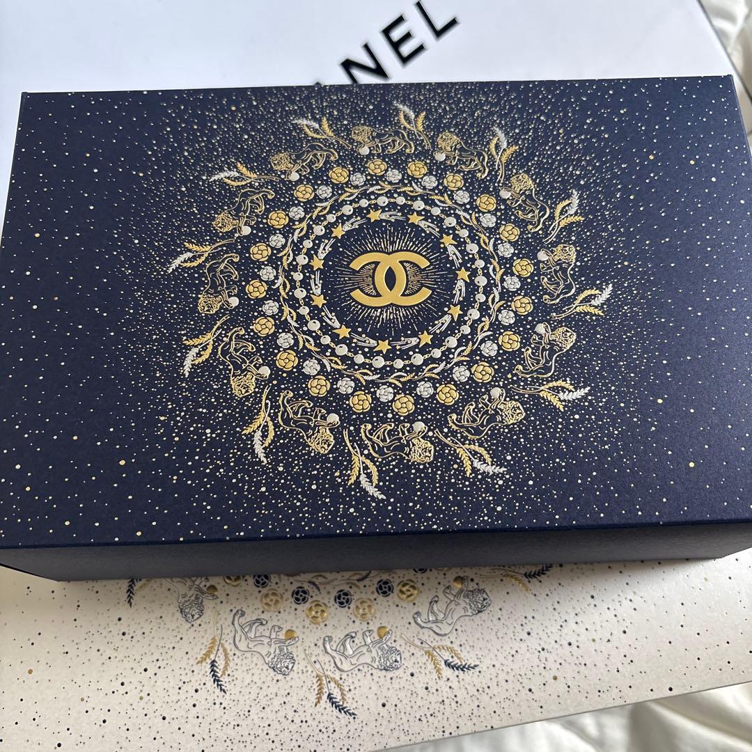 CHANEL 2025ホリデー　リップ＆ネイルケアセット