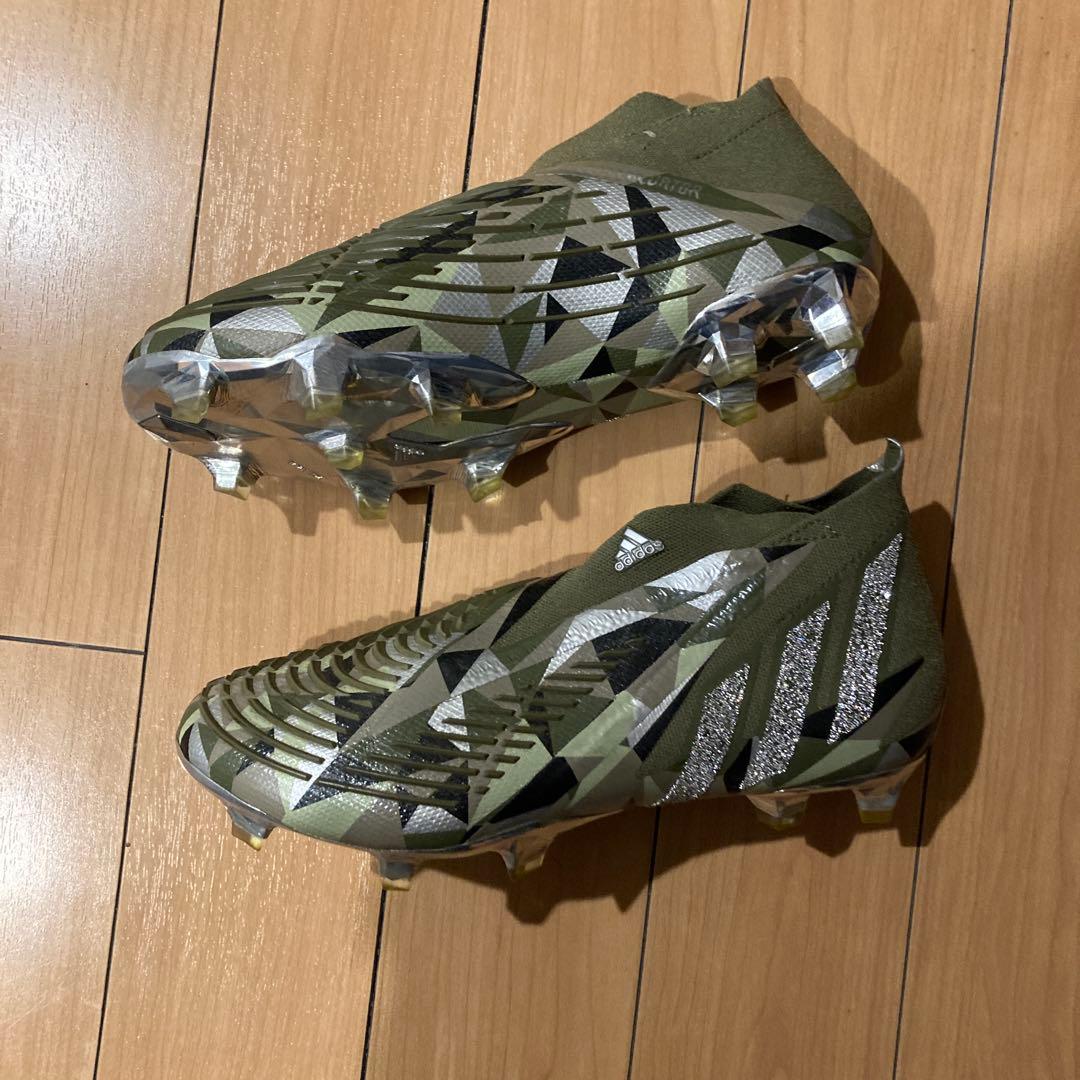 お*ん様 アディダス　プレデター　PREDATOR スワロフスキー　クリスタル
